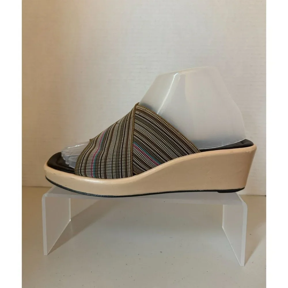 Donald Pliner Wedge‎ Slip-On Sandal Shoes Women US 7.5 Striped Comfort Spain